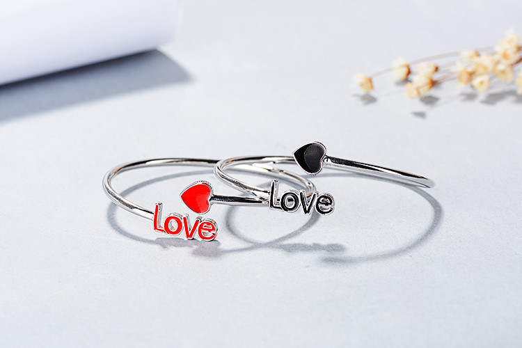 Love Letter Bracelet Korean Version Women\'s Fashion and Elegance Versatile Drip Glue Love LOVE Bracelet Gift Wholesale-1