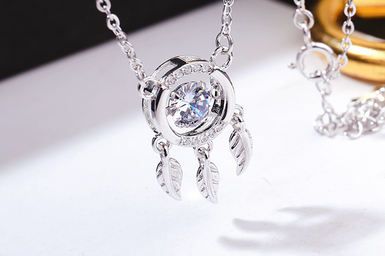 Leaf clavicle chain INS personalized forest style small fresh inlaid zircon dynamic tassel catching dream net necklace foreign trade source-1