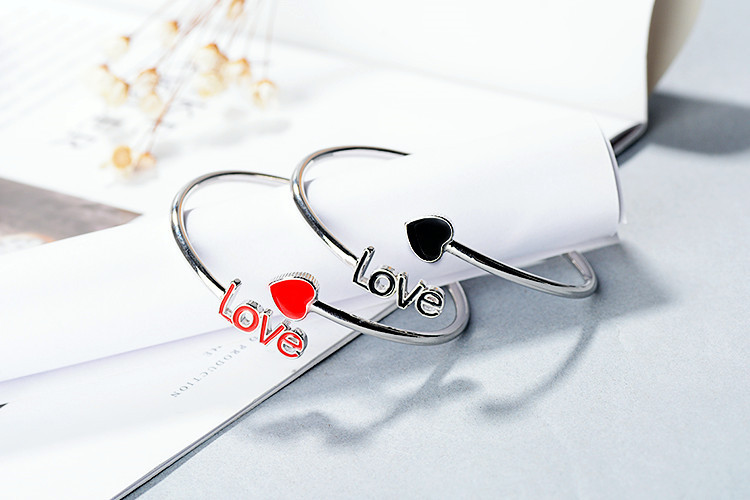 Love Letter Bracelet Korean Version Women\'s Fashion and Elegance Versatile Drip Glue Love LOVE Bracelet Gift Wholesale-2