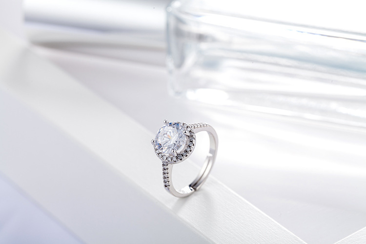 Zircon inlaid four claw sparkling diamond ring INS European and American internet celebrity temperament creative full diamond open mouth food ring e-commerce source-1