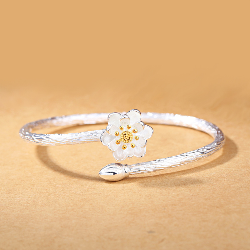 Creative Lotus Bracelet Instagram Red Tide Japanese Fresh Literature Lotus Daisy Open Bracelet Gift Jewelry-1