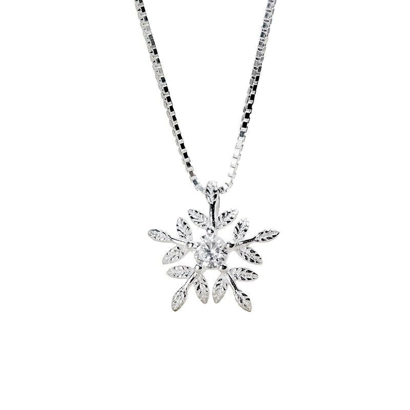 Sweet snowflake necklace, minimalist temperament, versatile design sense, inlaid with zircon flower collarbone chain jewelry, e-commerce source-1 Sweet snowflake necklace, minimalist temperament, versatile design sense, inlaid with zircon flower collarbone chain jewelry, e-commerce source-1