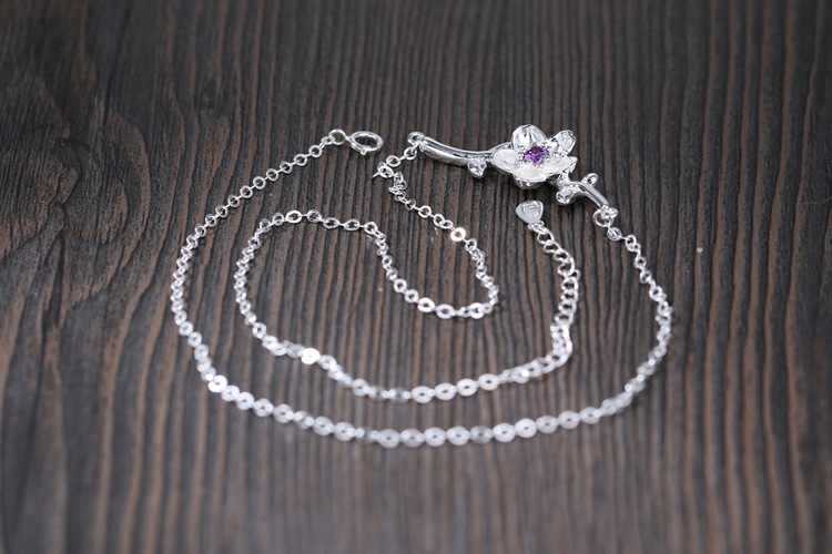Forest style flower necklace with ethnic style INS women\'s simple personality, small and fresh temperament, inlaid with zircon flower collarbone chain-1