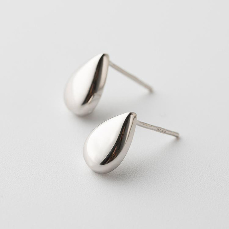 Creative minimalist waterdrop earrings INS Korean internet celebrity temperament smooth geometric oval earrings e-commerce source-1 Creative minimalist waterdrop earrings INS Korean internet celebrity temperament smooth geometric oval earrings e-commerce source-1