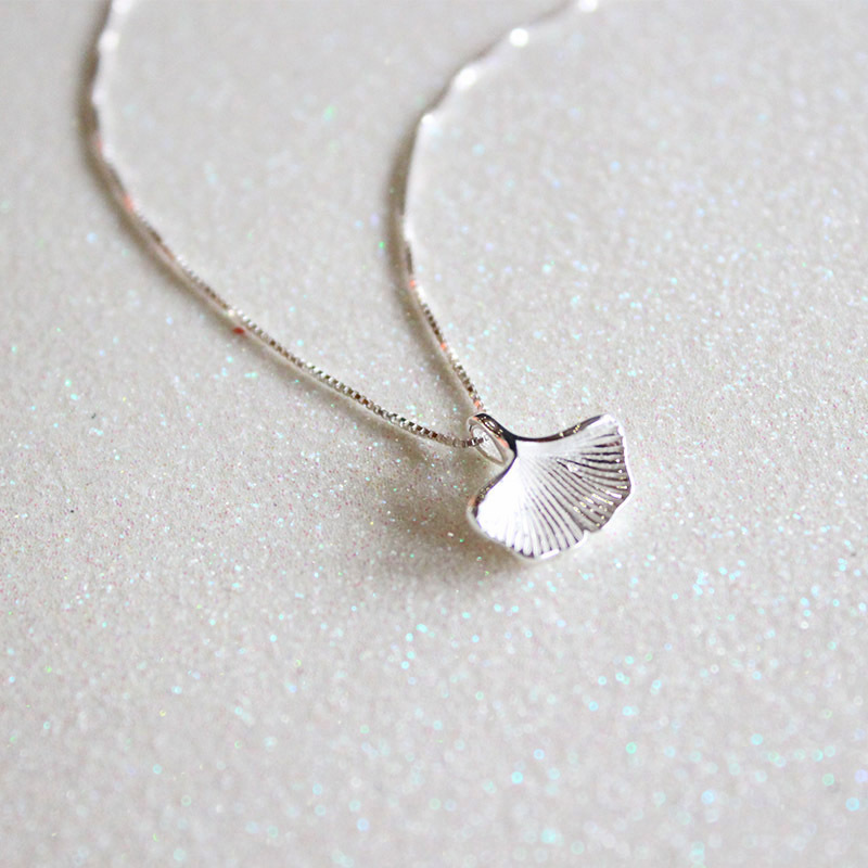 Ginkgo leaf necklace ins ethnic style forest style small fresh temperament, San Sheng has apricot leaf collarbone chain e-commerce source-1