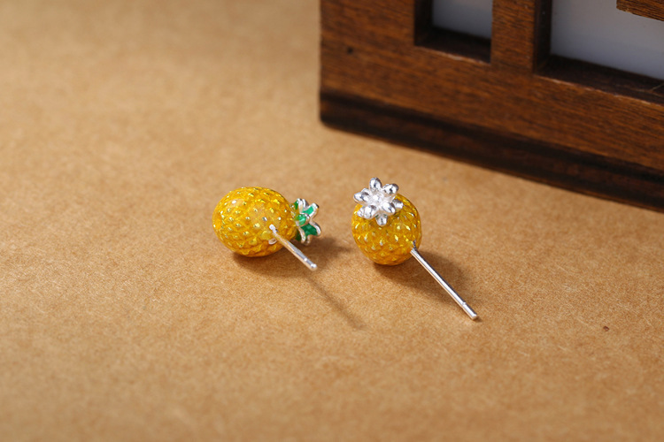 Golden Poro Ear Nails Korean Edition Personalized Mini Fruit Ear Accessories Simple and Versatile Sweet Ear Accessories Wholesale-1