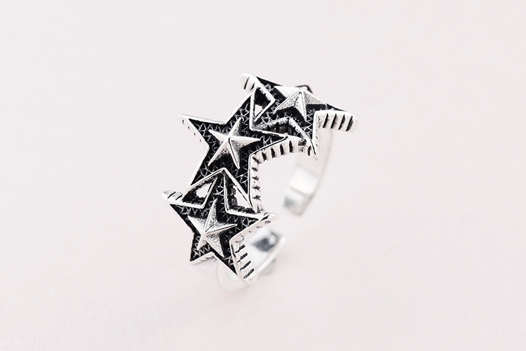 Retro Star Ring with a Silver Plated Forest Style Design at the East Gate of Han Dynasty. Wholesale Supply of Used Five pointed Star Rings-1