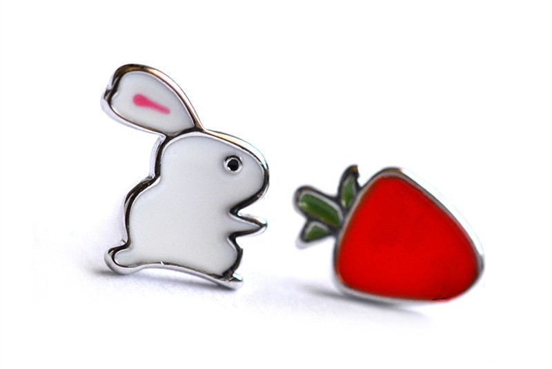 Cute little bunny carrot earrings ins cool wind forest cartoon asymmetrical earrings gift e-commerce source-1