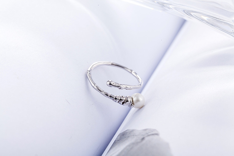 Circle Pearl Index Finger Ring INS European and American Internet Celebrity, Personality and Design, Irregular Ring E-commerce Supply-1