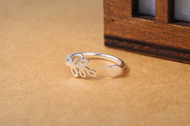 Mini small leaf ring silver plated Korean style personalized student forest style fresh, simple and cute leaf ring accessory-1