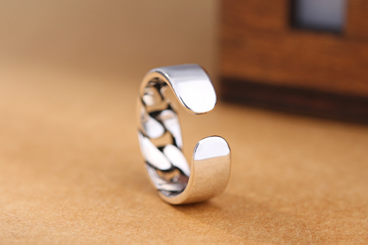Weaving index finger, ring, internet celebrity, trendy person, bouncing, cool style, personality, INS, open two sides, smooth chain, ring wholesale-2