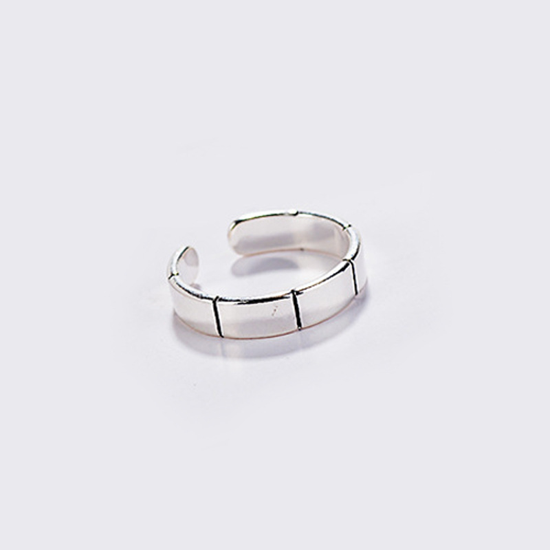 Minimalist geometric ring ins, trendy women\'s temperament, personalized design sense, silver plated bare body bamboo ring source wholesale-1