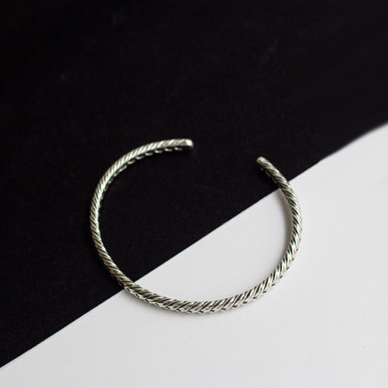Retro woven pattern bracelet, Korean version, Forest style, fresh and feminine temperament, personalized silver plated and used snake pattern bracelet, source of goods-1
