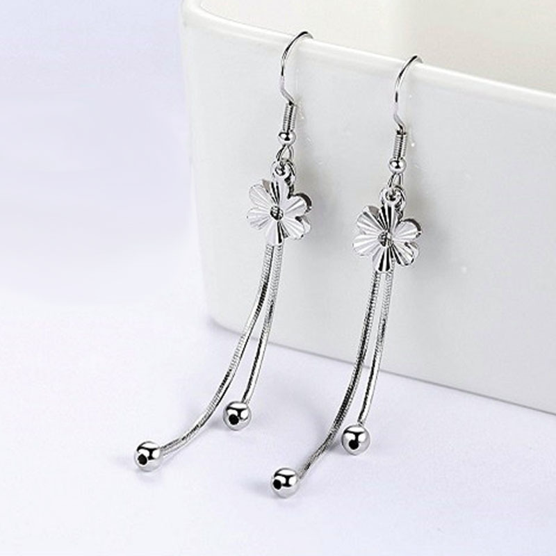 Mid length floral ear hook INS Korean temperament internet celebrity personality trendy and cool style Su ear hook foreign trade source-3
