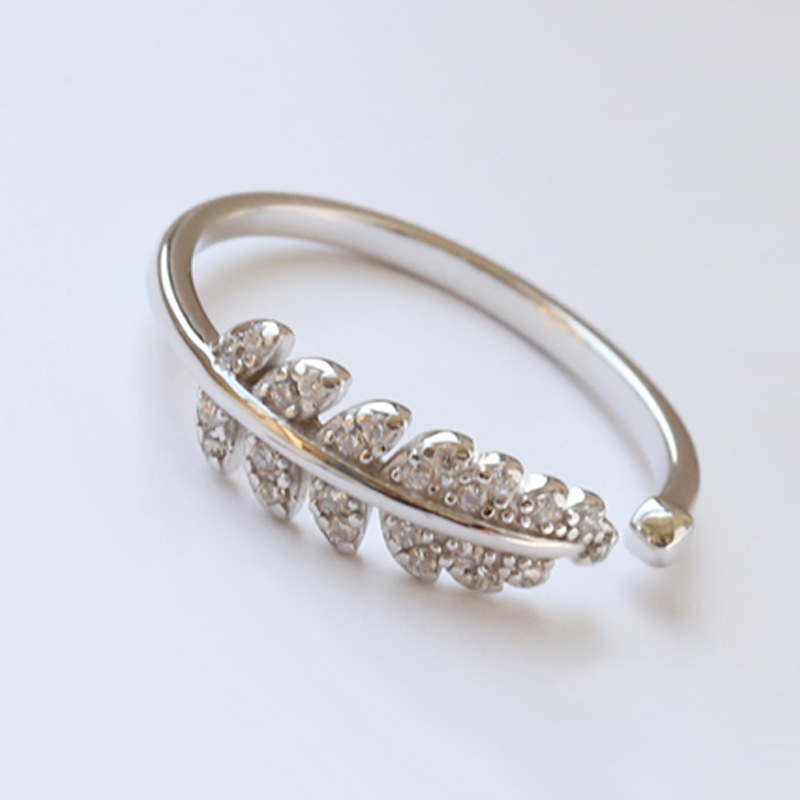 The leaf opening ring is simple, elegant, fresh, trendy, and personalized. The student index finger ring is set with zircon small leaf ring-1 The leaf opening ring is simple, elegant, fresh, trendy, and personalized. The student index finger ring is set with zircon small leaf ring-1