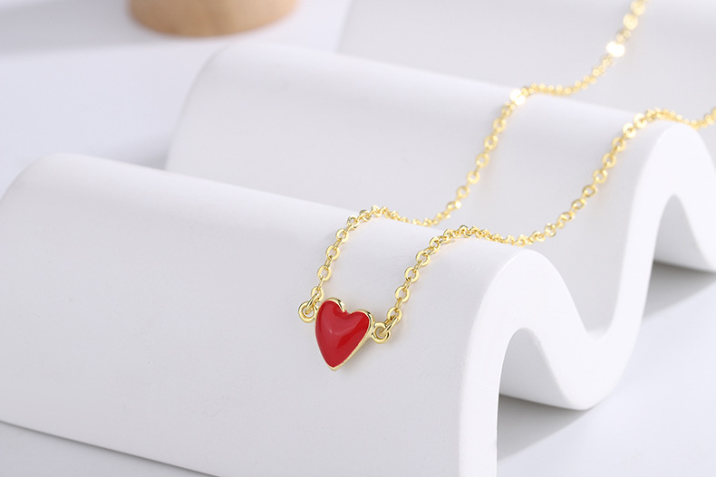 Red peach heart necklace cute personality temperament sweet student best friend heart-shaped pendant collarbone chain e-commerce source-1