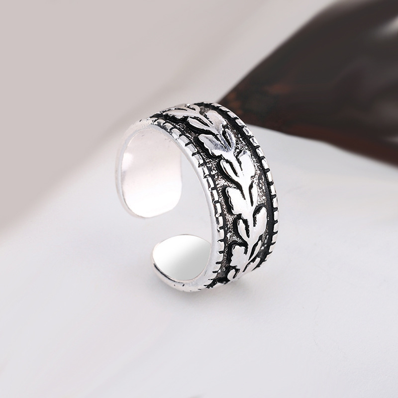 Old Leaf Ring INS Japanese and Korean Internet Celebrity Retro Versatile Forest Relief Olive Leaf Open Mouth Food Ring Source-1